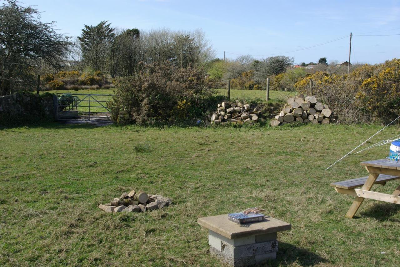 Cornish Skies Glamping Pool Exterior photo