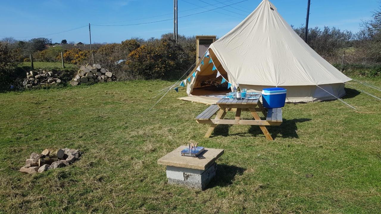 Cornish Skies Glamping Pool Exterior photo
