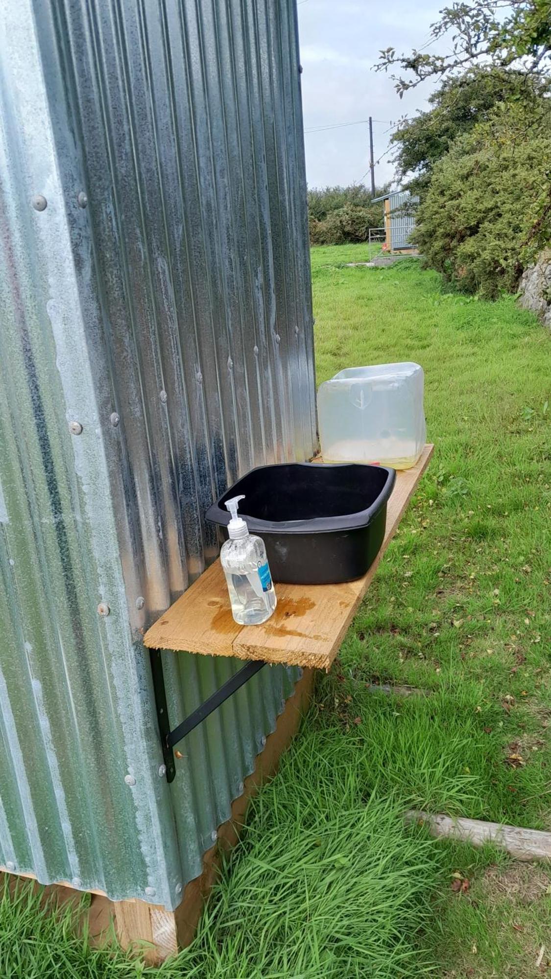 Cornish Skies Glamping Pool Exterior photo