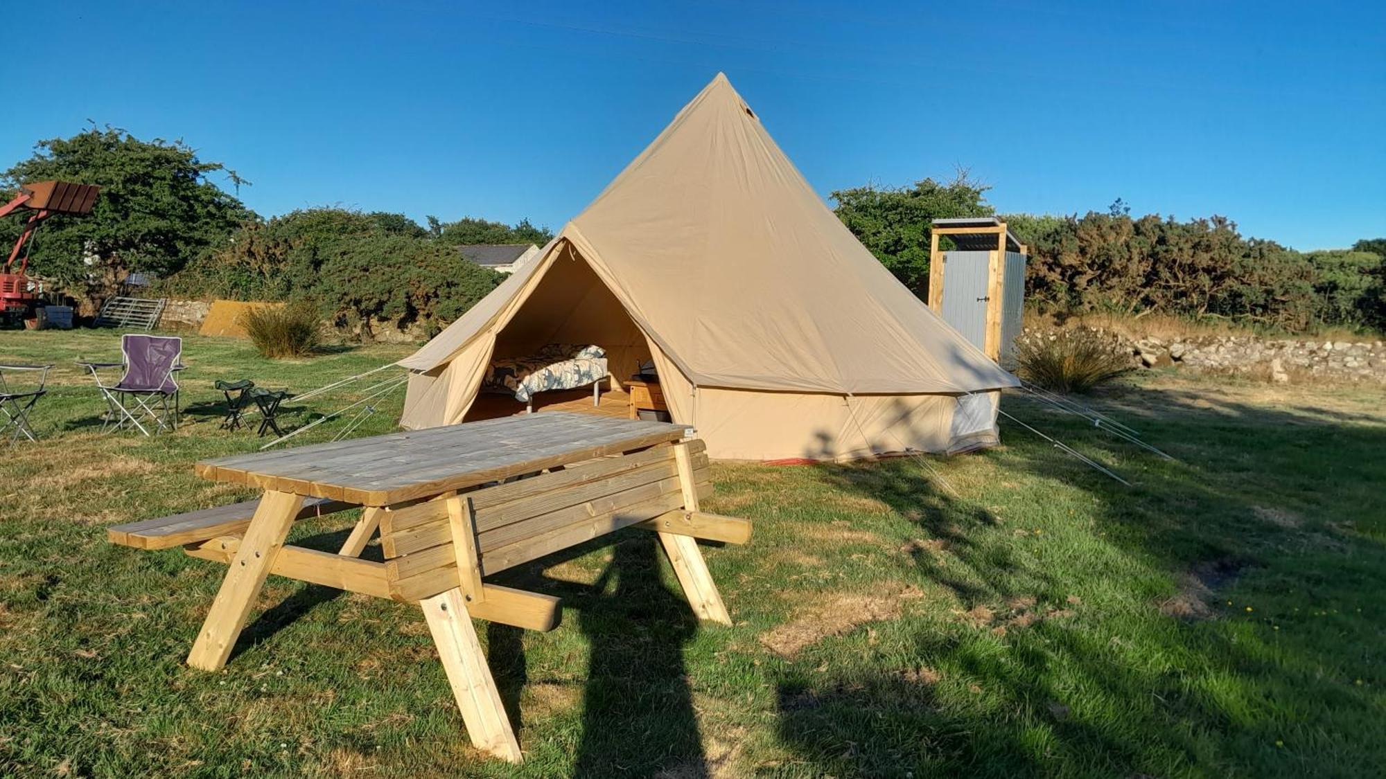 Cornish Skies Glamping Pool Exterior photo