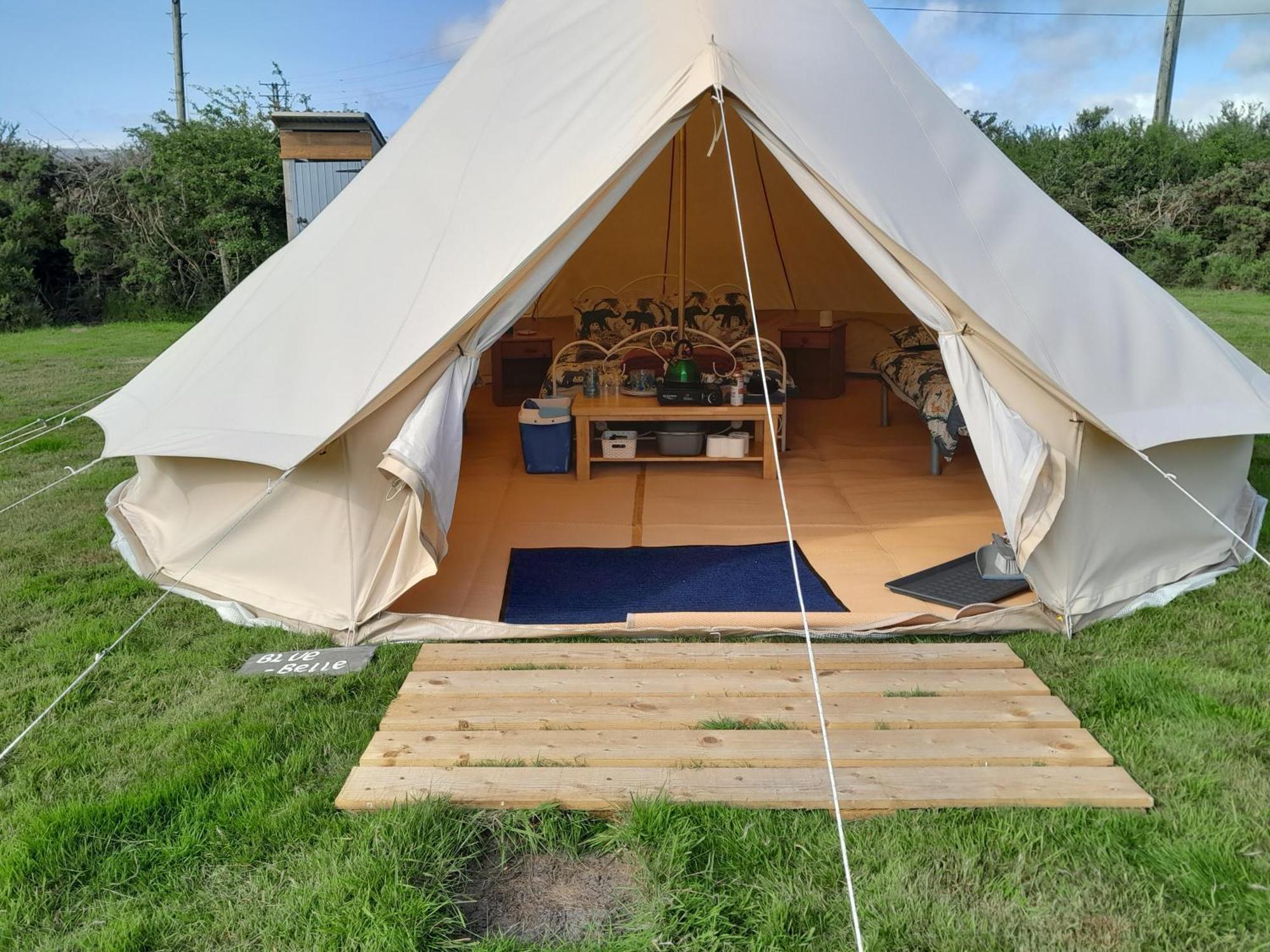 Cornish Skies Glamping Pool Exterior photo